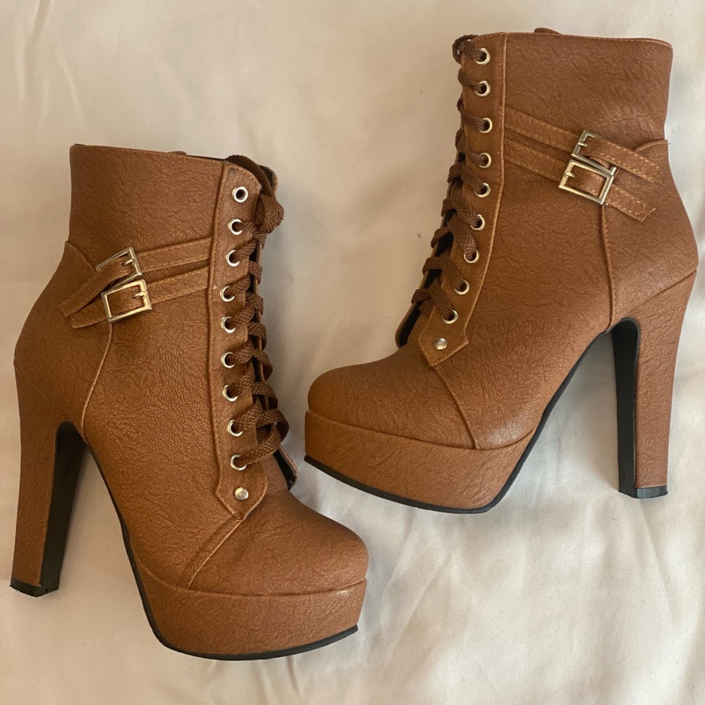 Brown/Tan Heeled Boots Euro Size 37 US Size 6.5